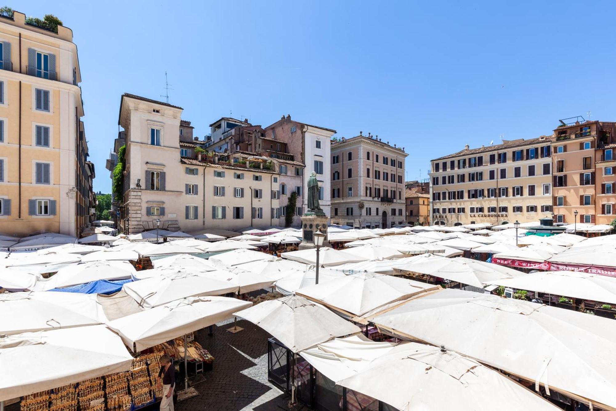 شقة Campo Dei Fiori Elite Luxury For 10 Guests روما المظهر الخارجي الصورة